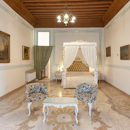 Lägenhet Luxury Pesaro Papafava Venedig