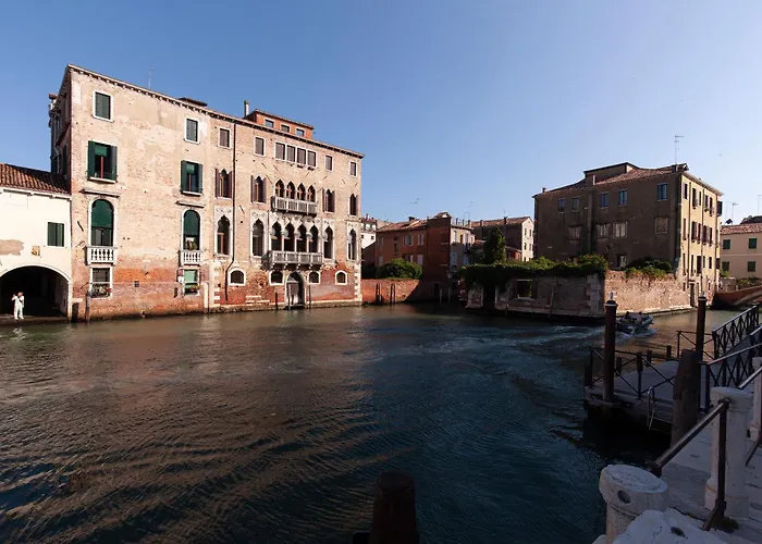 Apartament Luxury Pesaro Papafava *