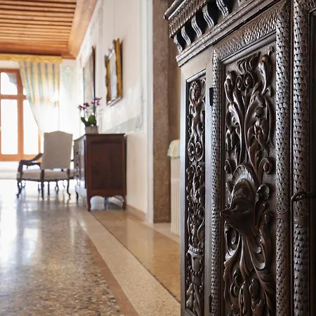 Luxury Pesaro Papafava Venedig