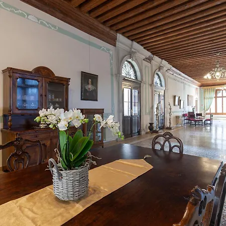 Luxury Pesaro Papafava